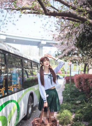 黄轩官宣恋情