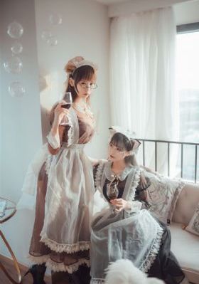 赤裸迷情